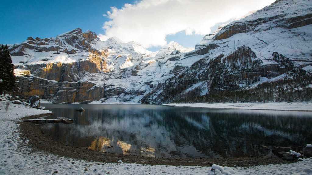 A rather enjoyable 90 minute snow-stroll, at the end of which Oeschinen Lake didn't disappoint